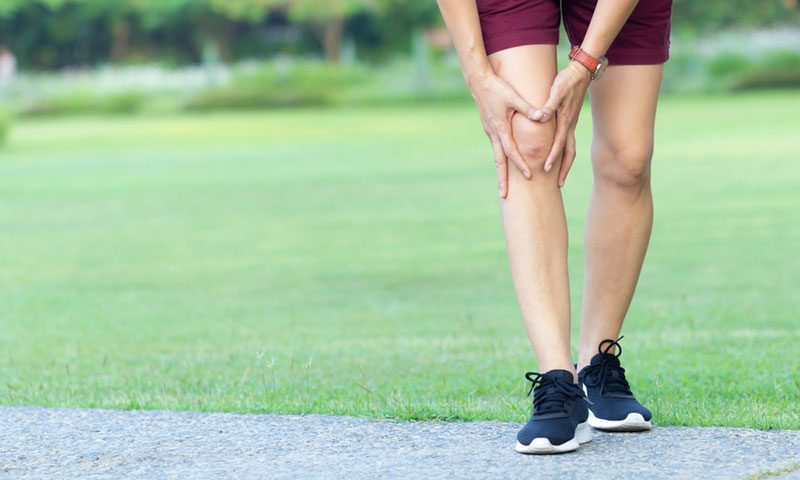 Why Do My Knees Hurt As A Teenager? 